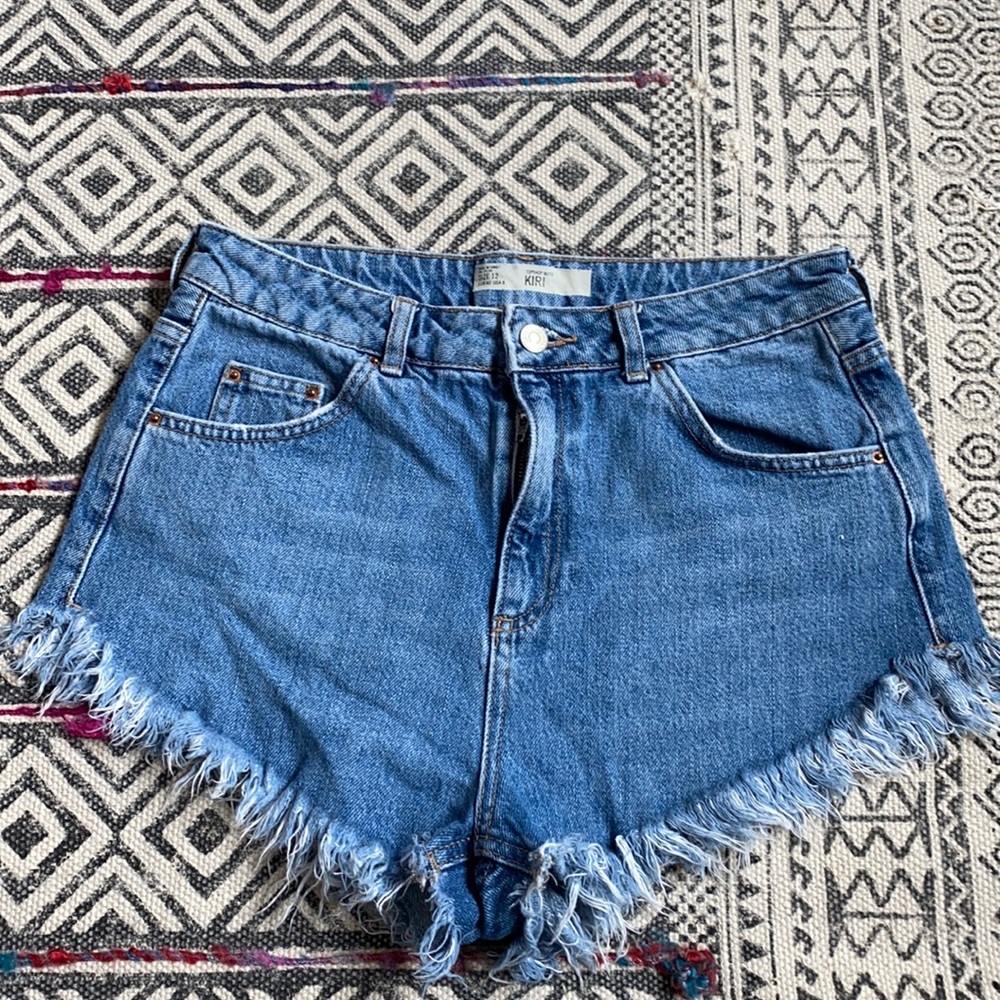 Top shop MOTO Kori high-rise Jean shorts